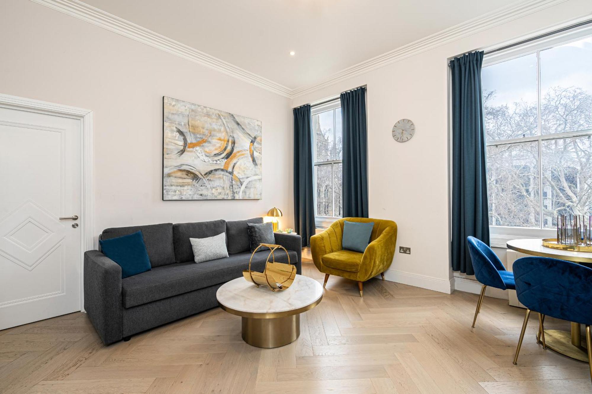 Modern Apartments Near Harrods And The Science Museum Лондон Номер фото